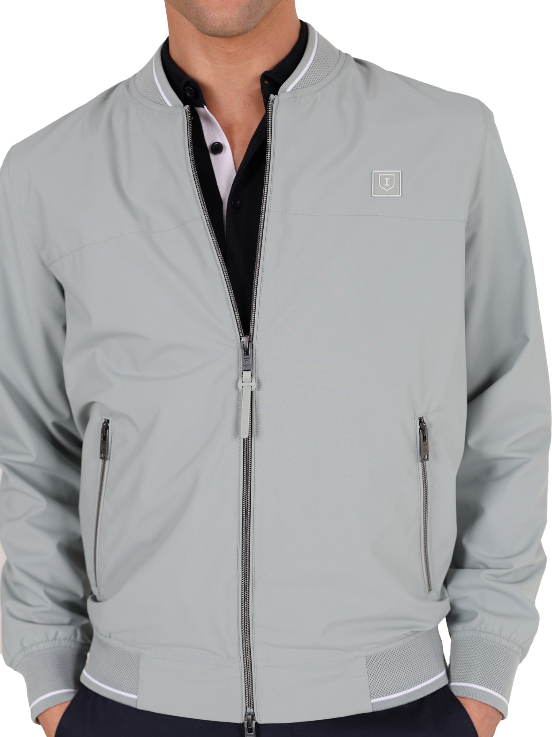 Cazadora bomber ligera