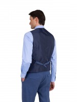 Fato liso slim fit com colete