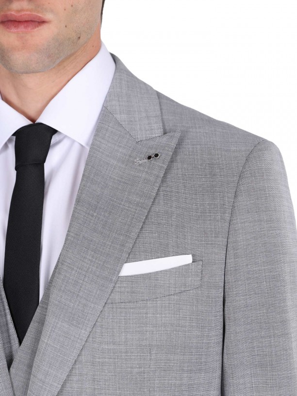 Fato liso slim fit com colete
