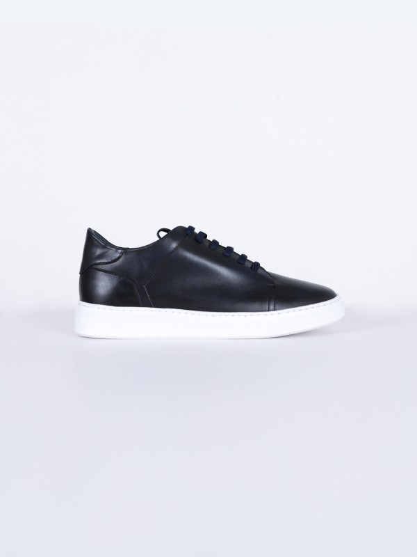 Polished leather sneakers