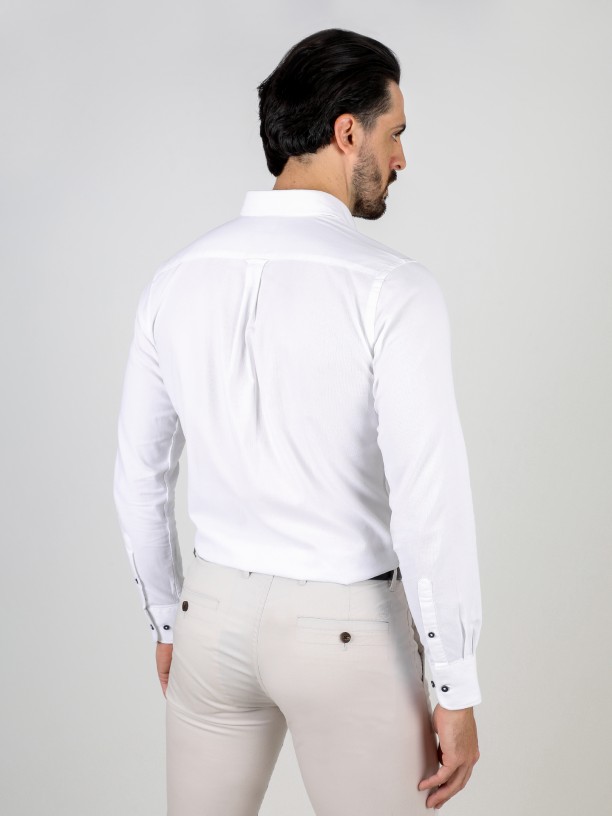 Camisa casual lisa regular fit