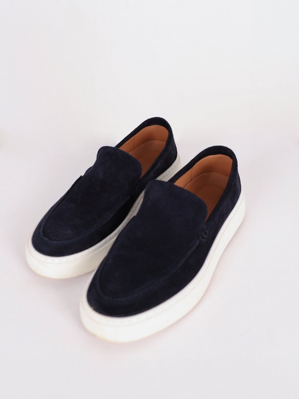 Suede leather shoe Suede leather shoe
