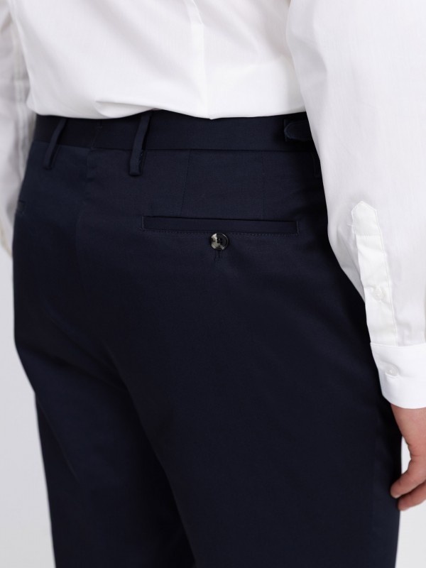 Pantalones de corte regular en mezcla de algodón Pantalones de corte regular en mezcla de algodón