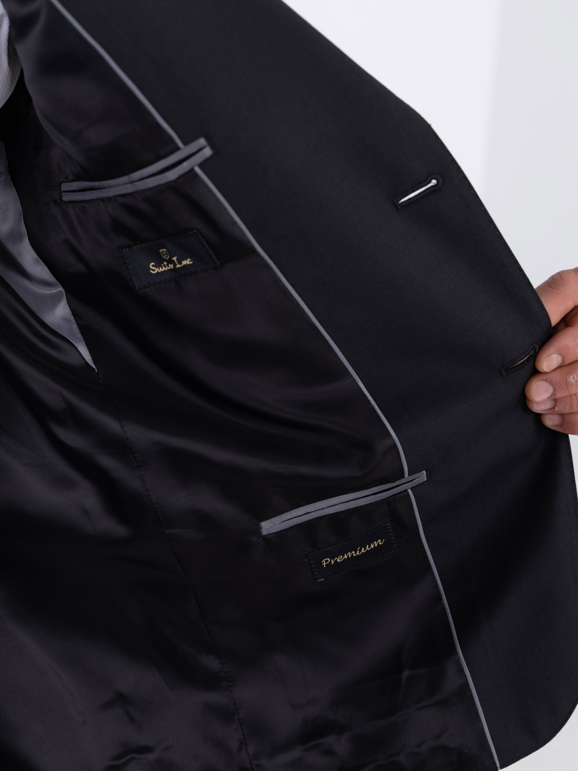 Traje liso de corte regular fit 100% lana