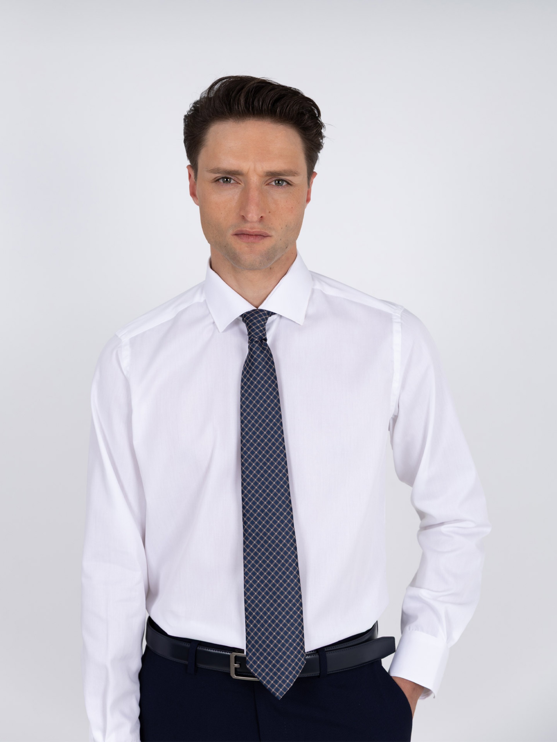 Camisa clásica lisa regular fit