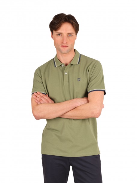 Polo 100% algod�o com detalhe na gola e manga