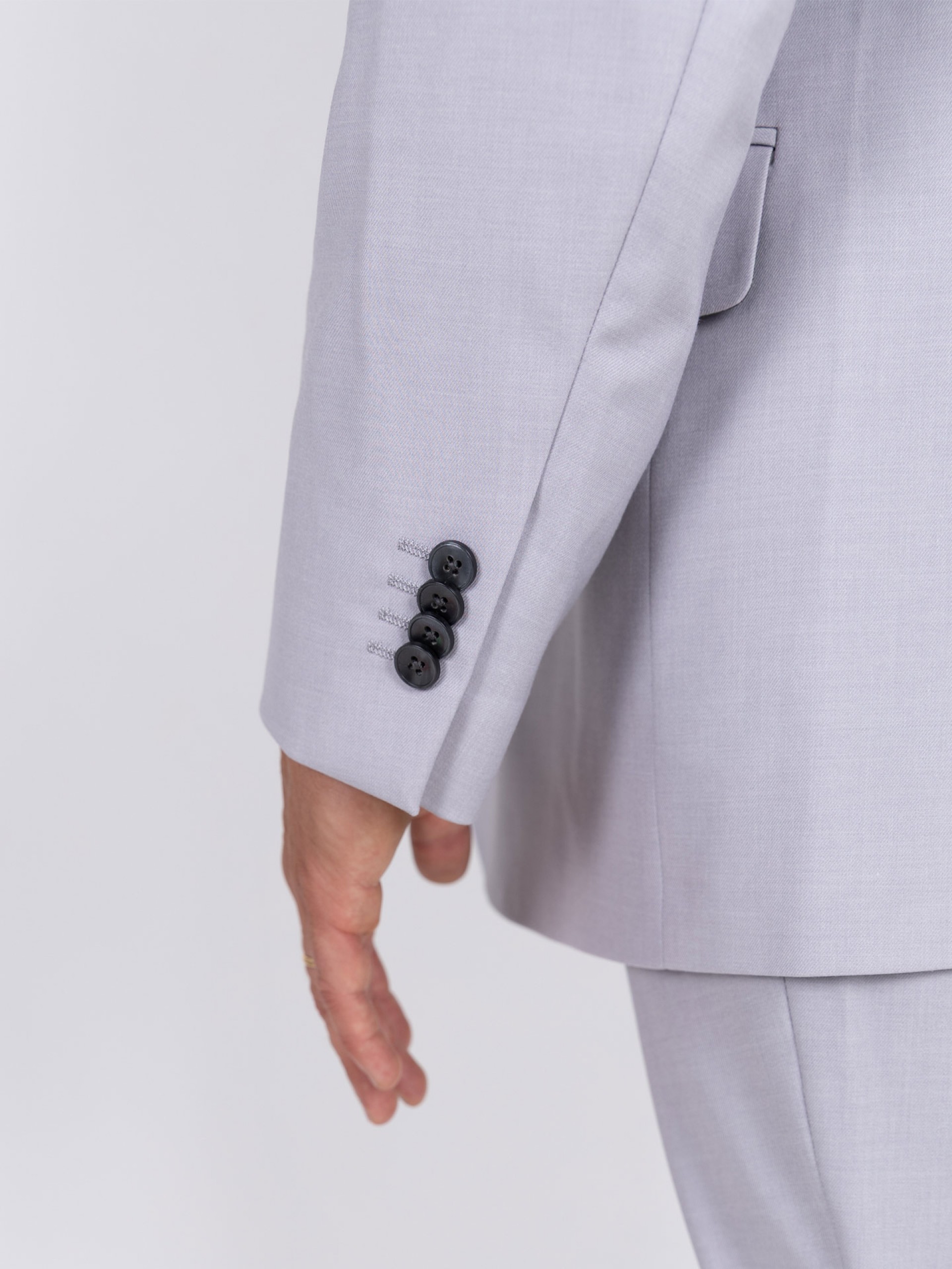 Plain oversized-cut suit