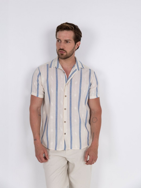 Short-sleeved casual and linen-effect finish