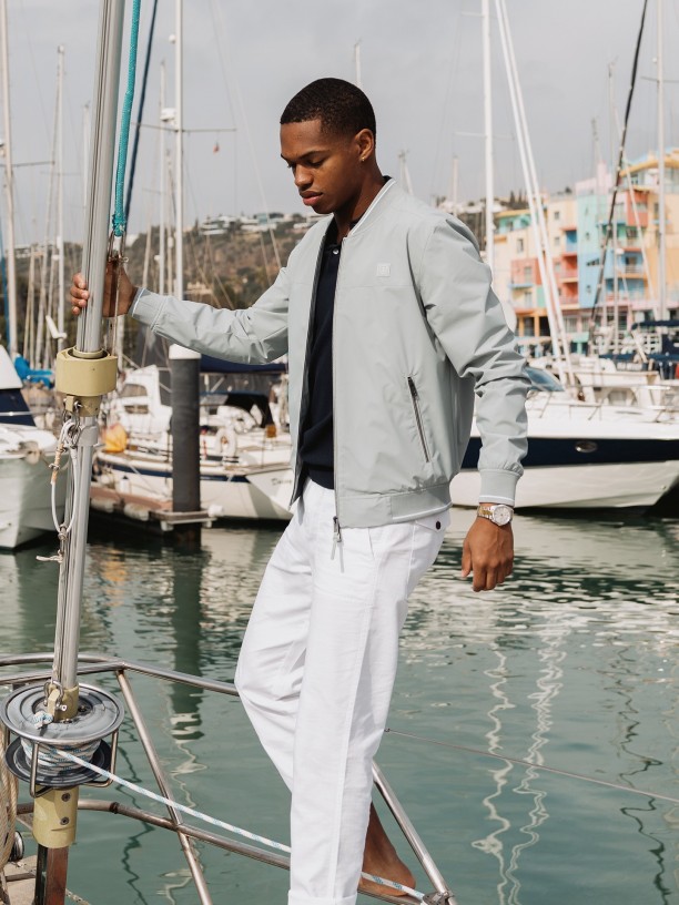 Lightweight bomber jacket