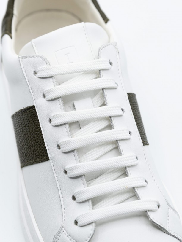 Zapatilla de piel con detalle lateral Zapatilla de piel con detalle lateral