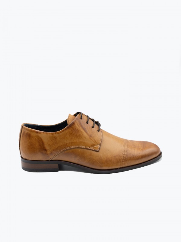 Sapato elegante de pele