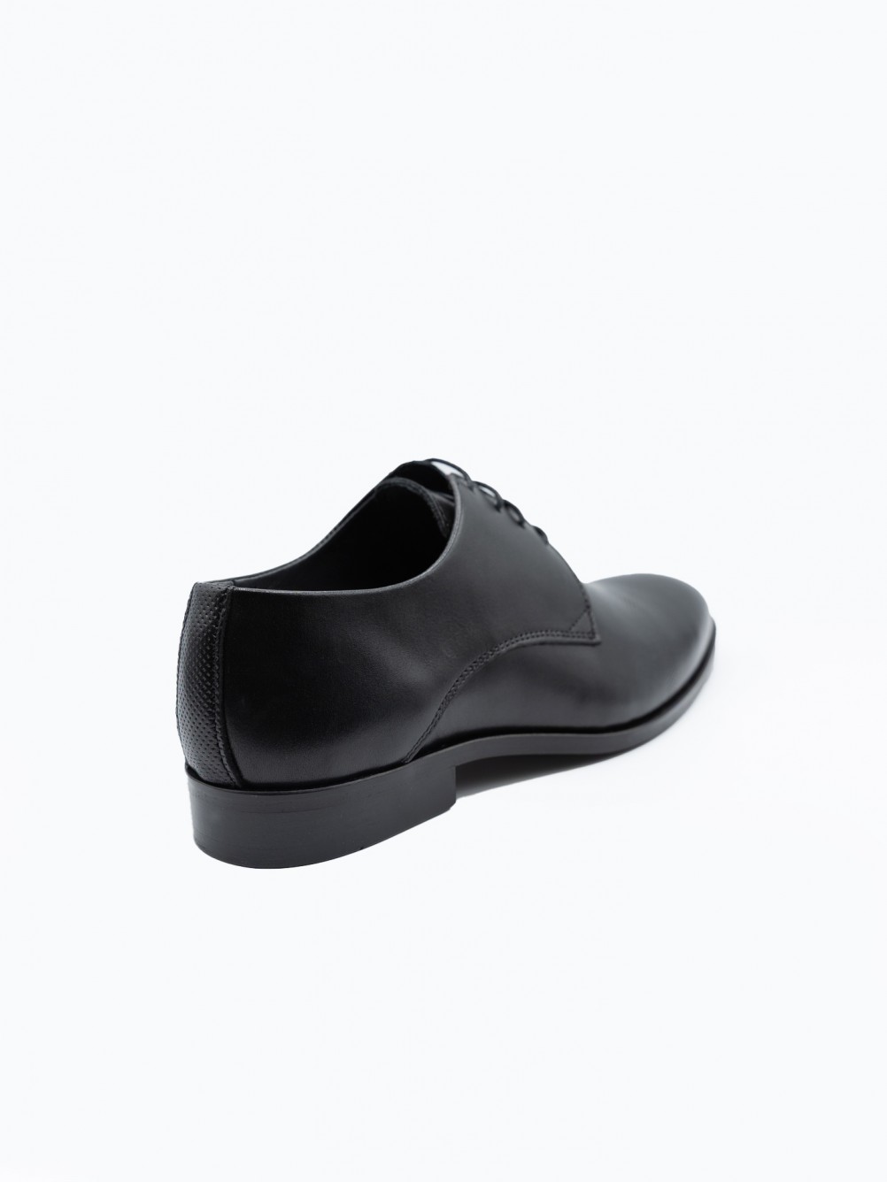 Sapato elegante de pele