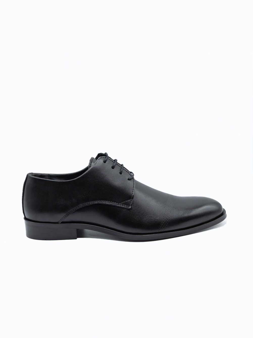 Sapato elegante de pele