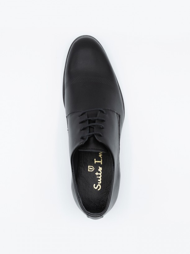 Zapato elegante de piel Zapato elegante de piel