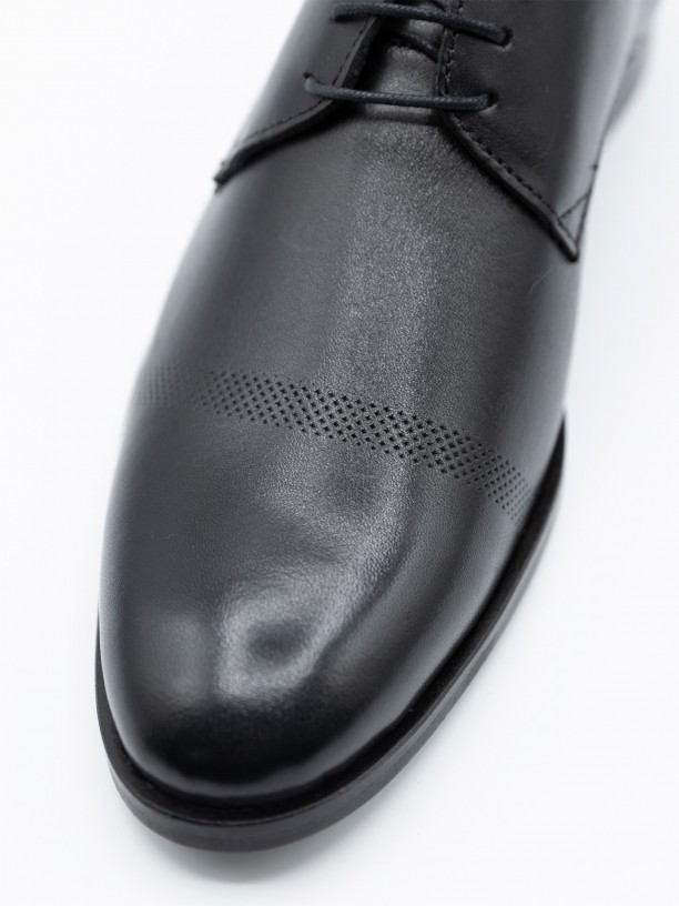 Zapato elegante de piel Zapato elegante de piel