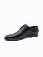 Sapato elegante de pele