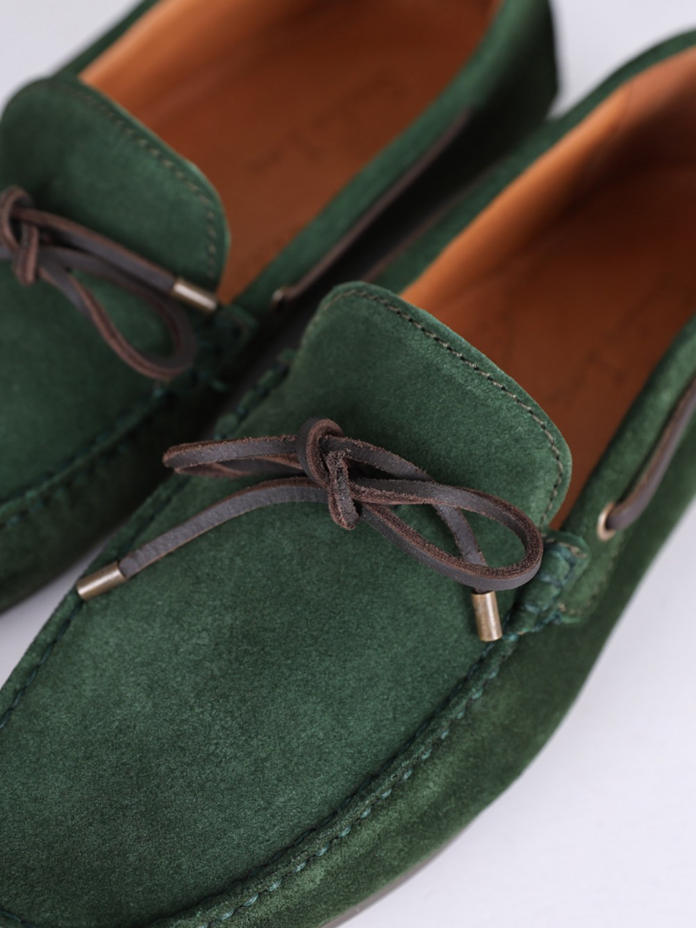 Casual leather loafer