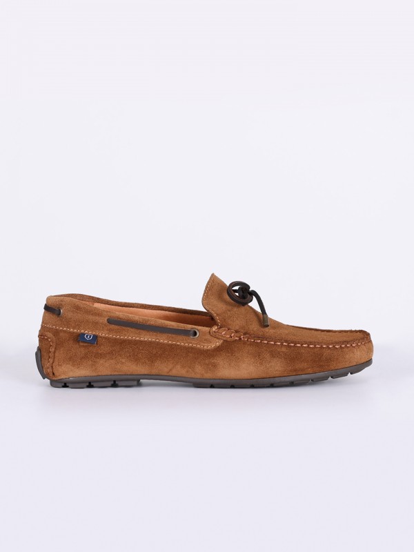 Casual leather loafer