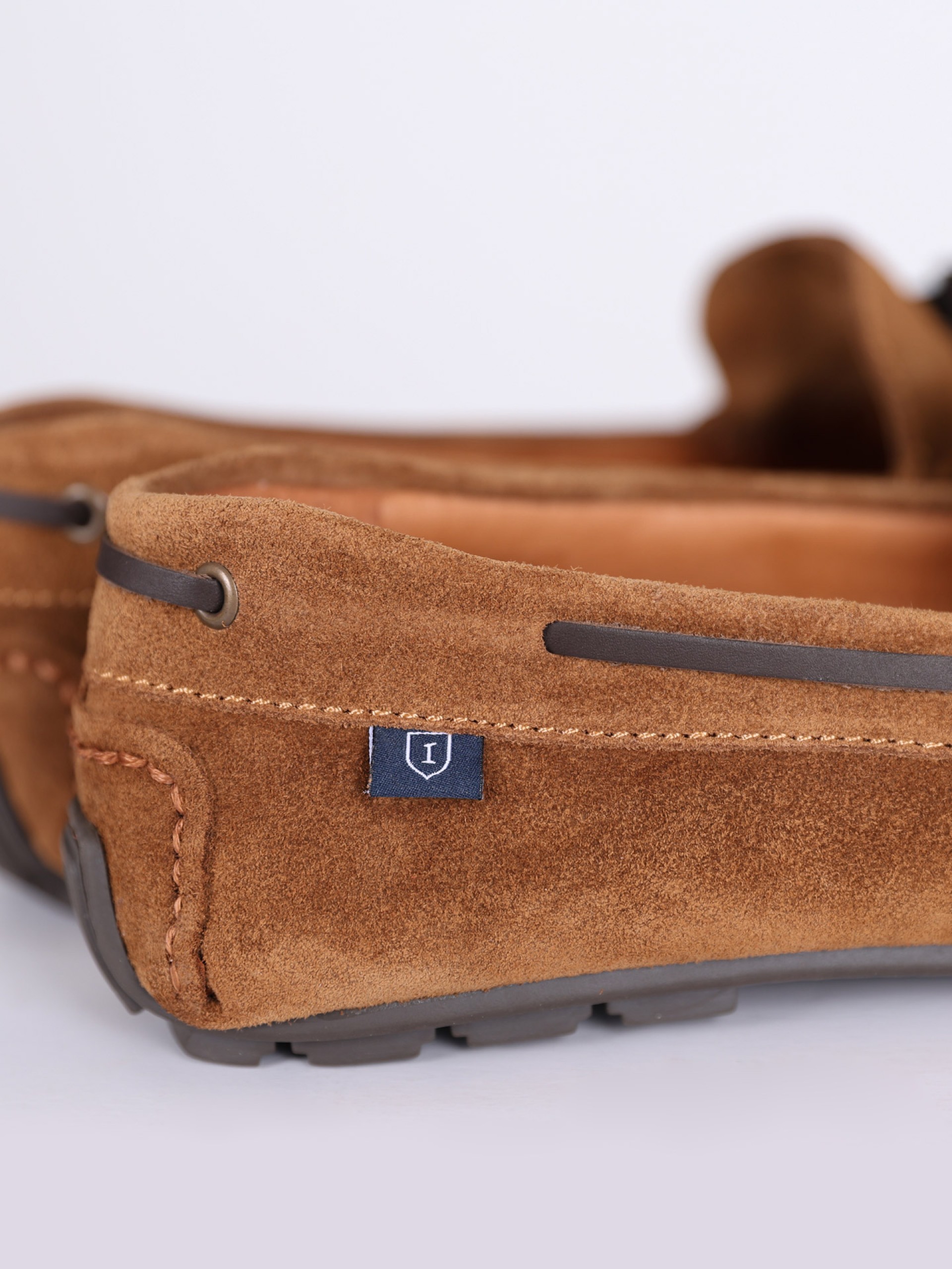 Casual leather loafer