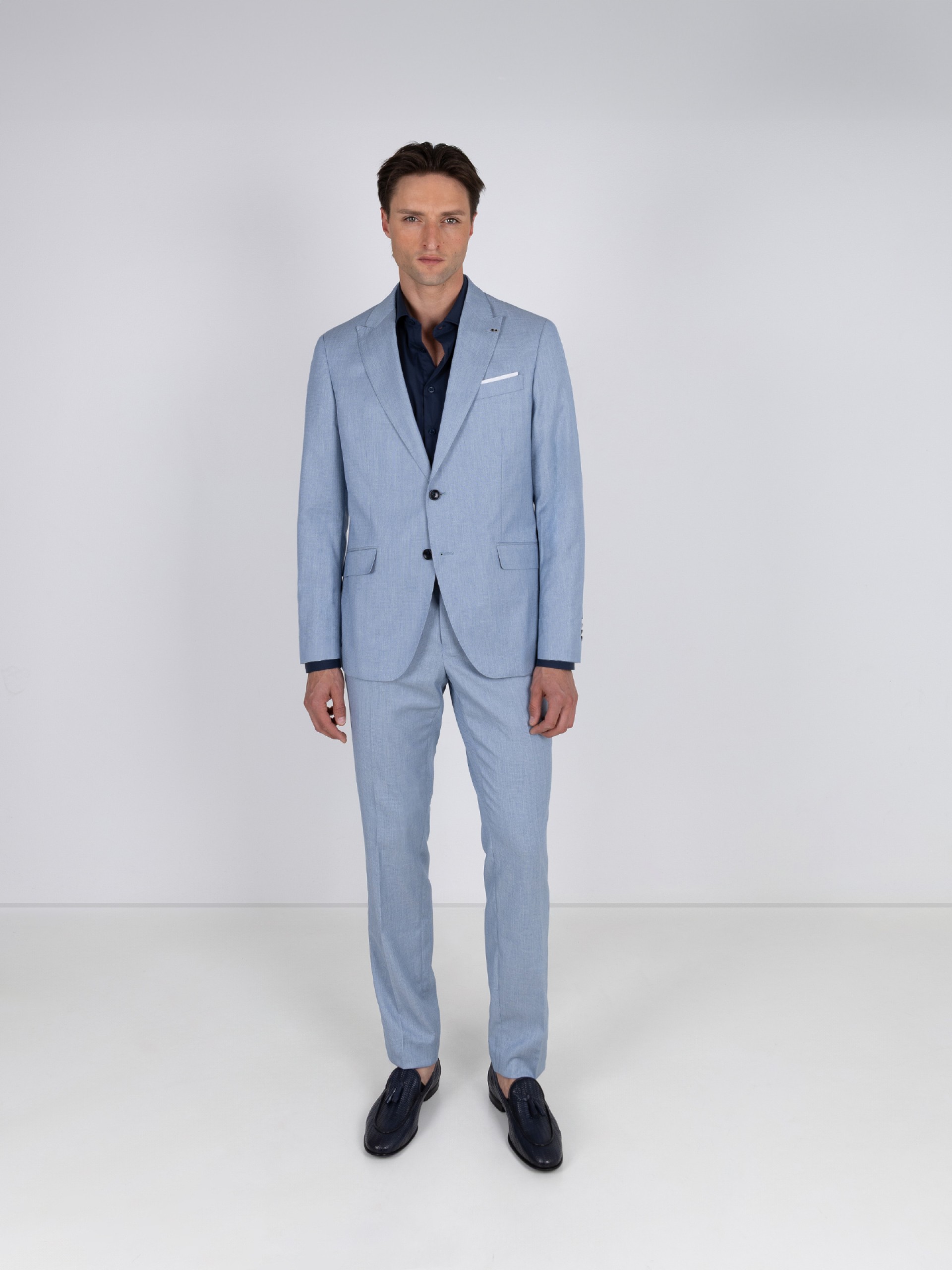 Slim fit cut suit micro pattern