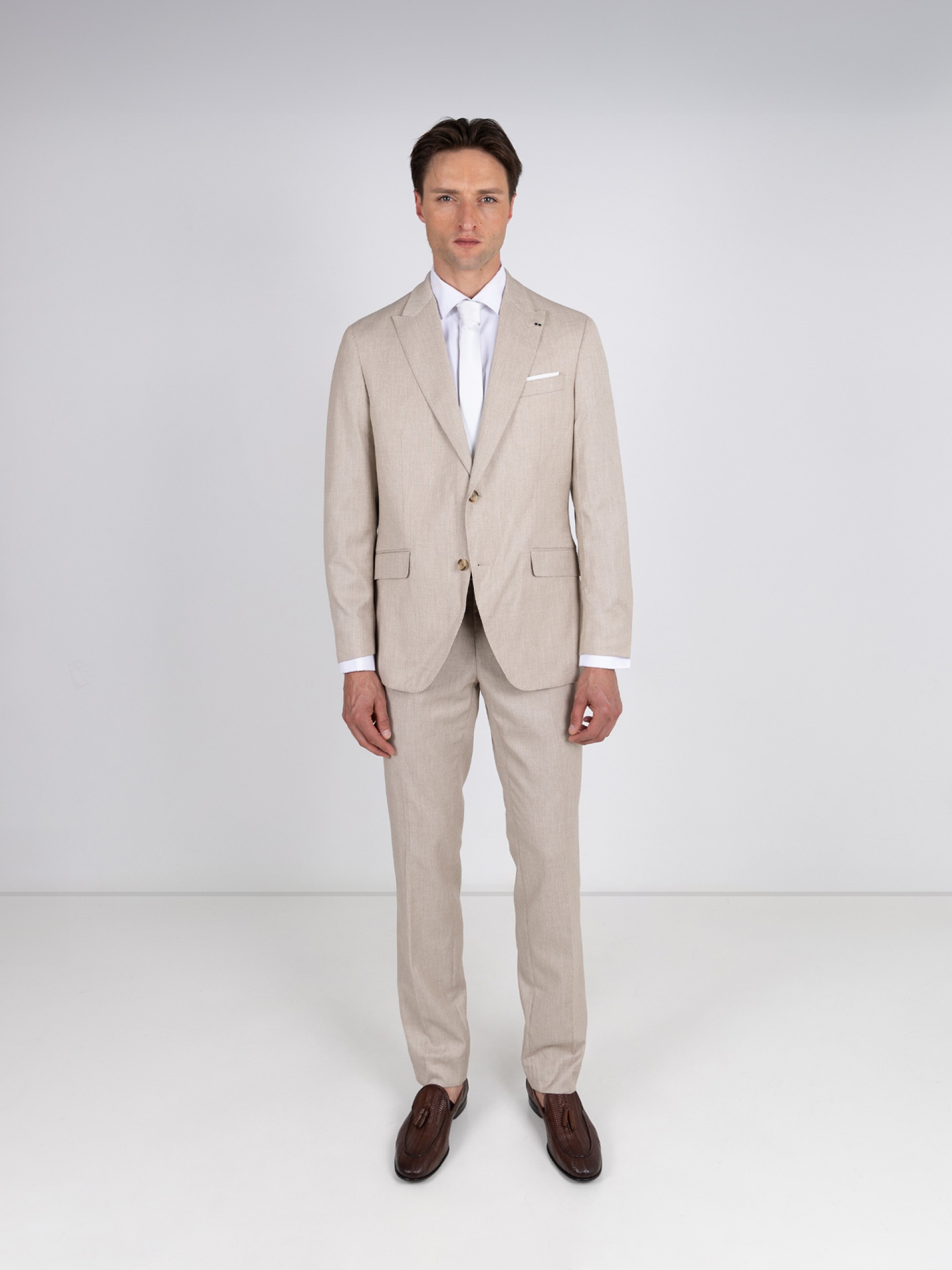 Slim fit cut suit micro pattern