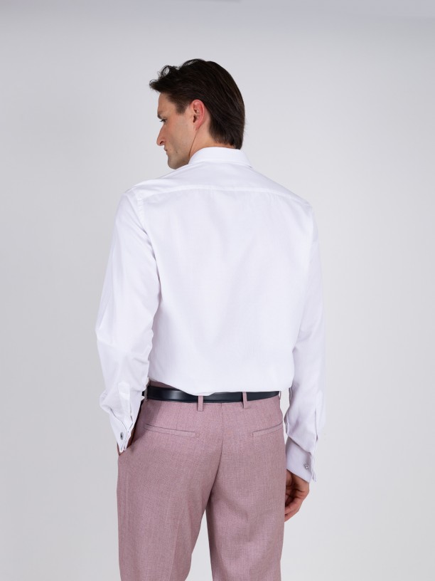 Classic regular fit shirt for cufflinks