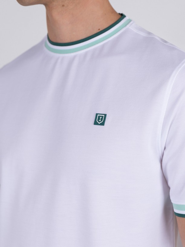 Plain T-shirt Plain T-shirt