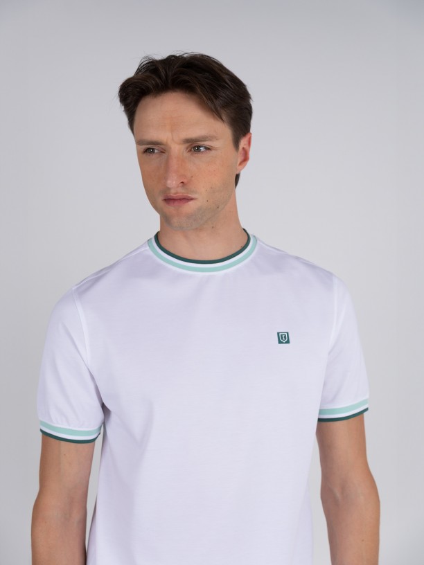 Plain T-shirt Plain T-shirt