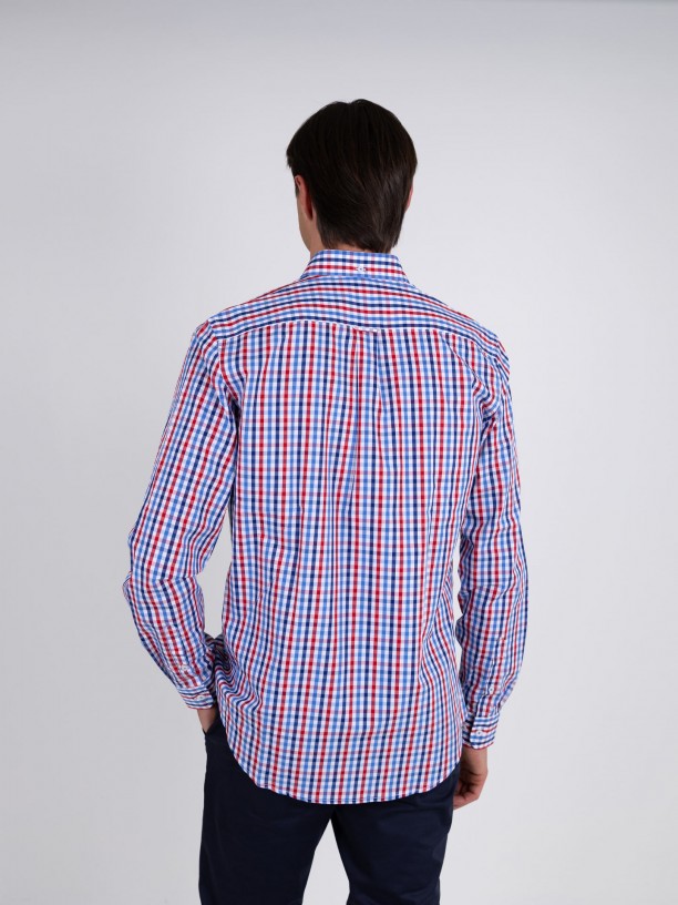 Checkered patterned shirt with pocket