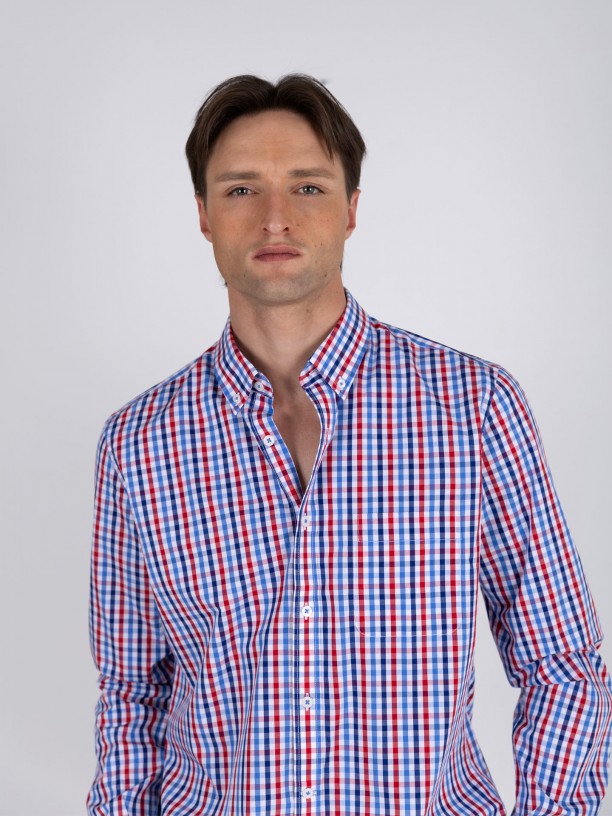 Checkered patterned shirt with pocket