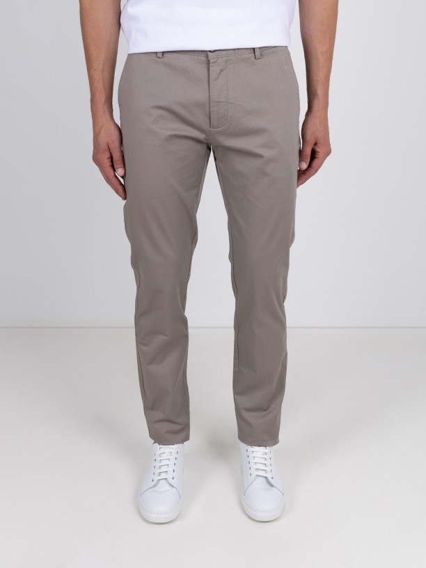 Slim fit elastic trousers