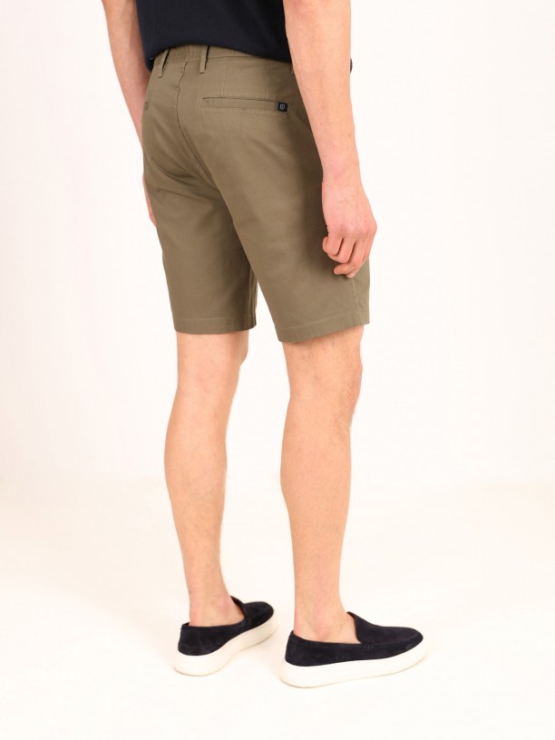 Bermudas tipo chino de algodn