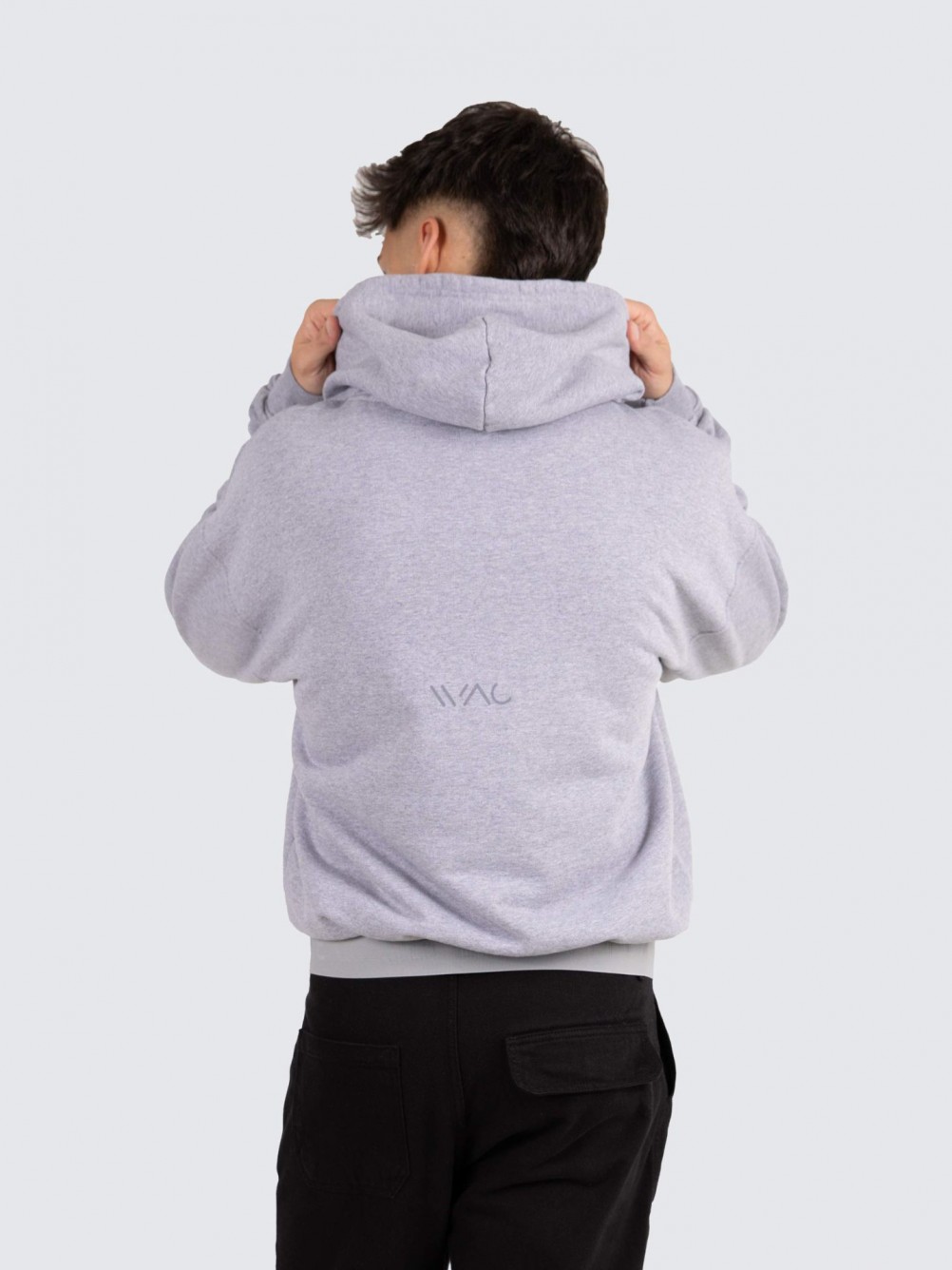 Elasticized oversized hoodie