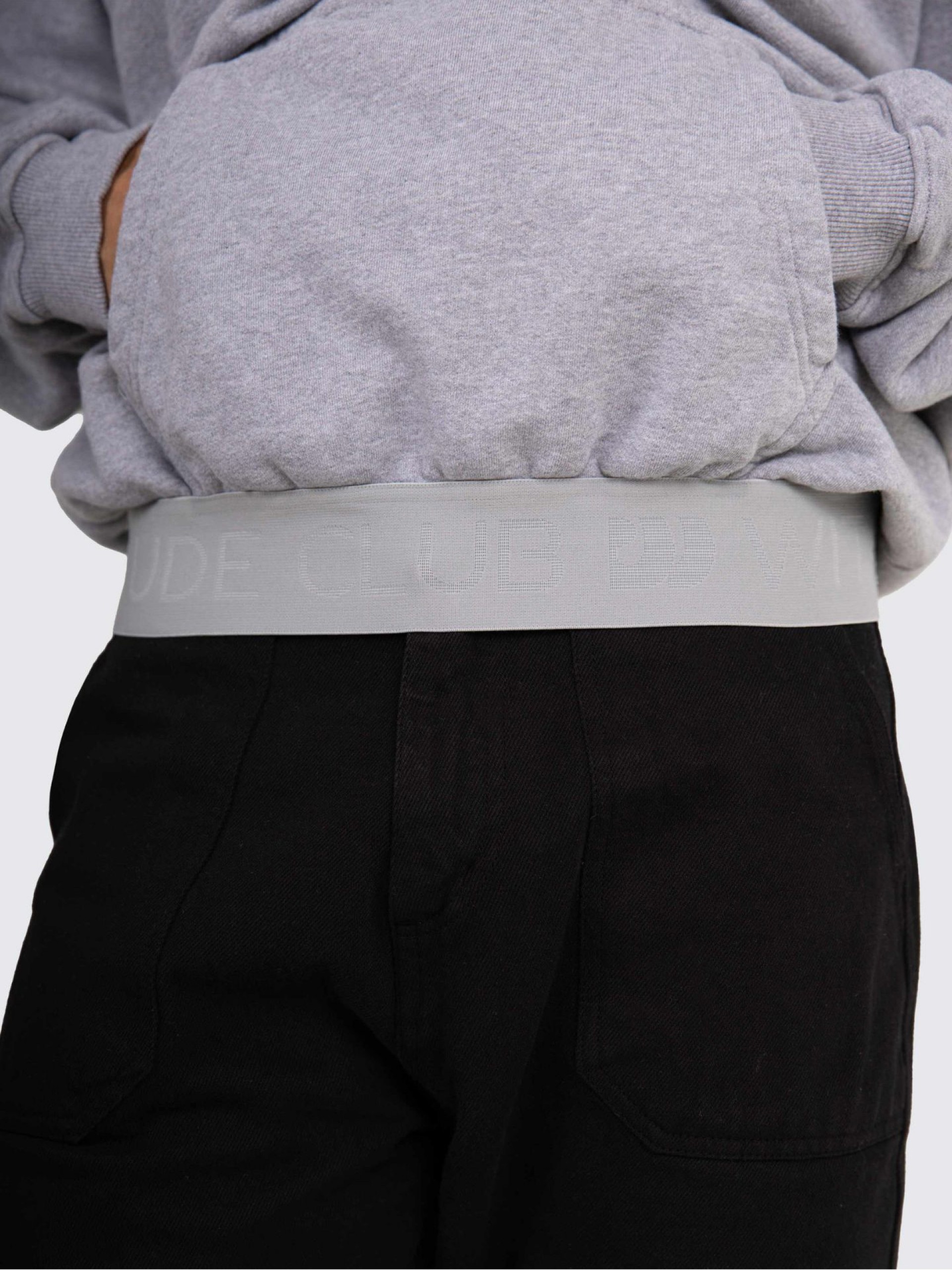 Elasticized oversized hoodie