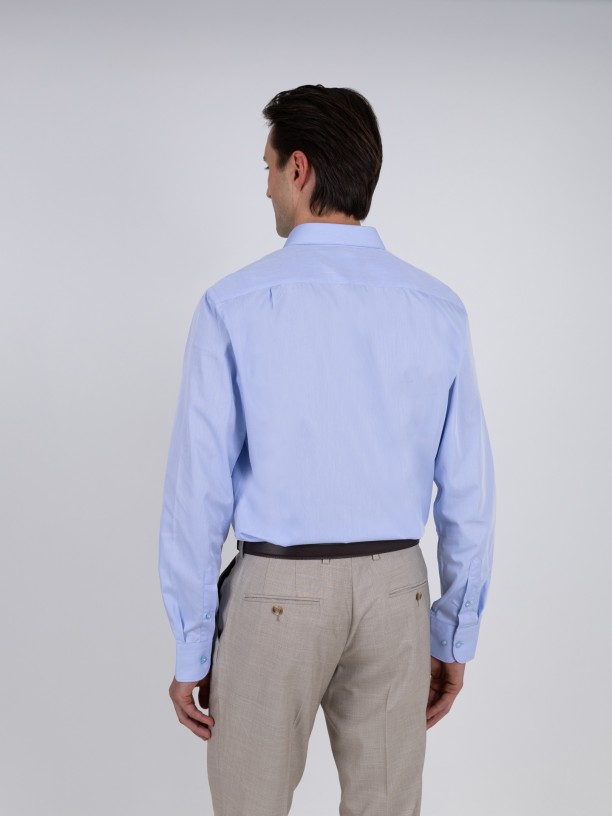 Camisa clásica de corte Regular Fit Camisa clásica de corte Regular Fit