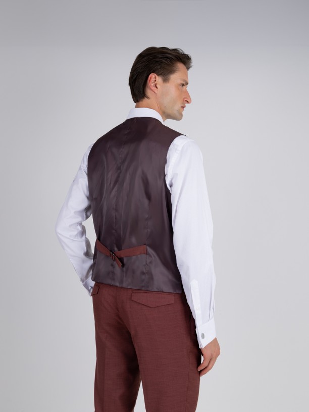 Traje liso de corte slim con chaleco