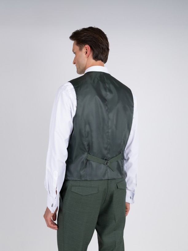 Fato liso slim fit com colete