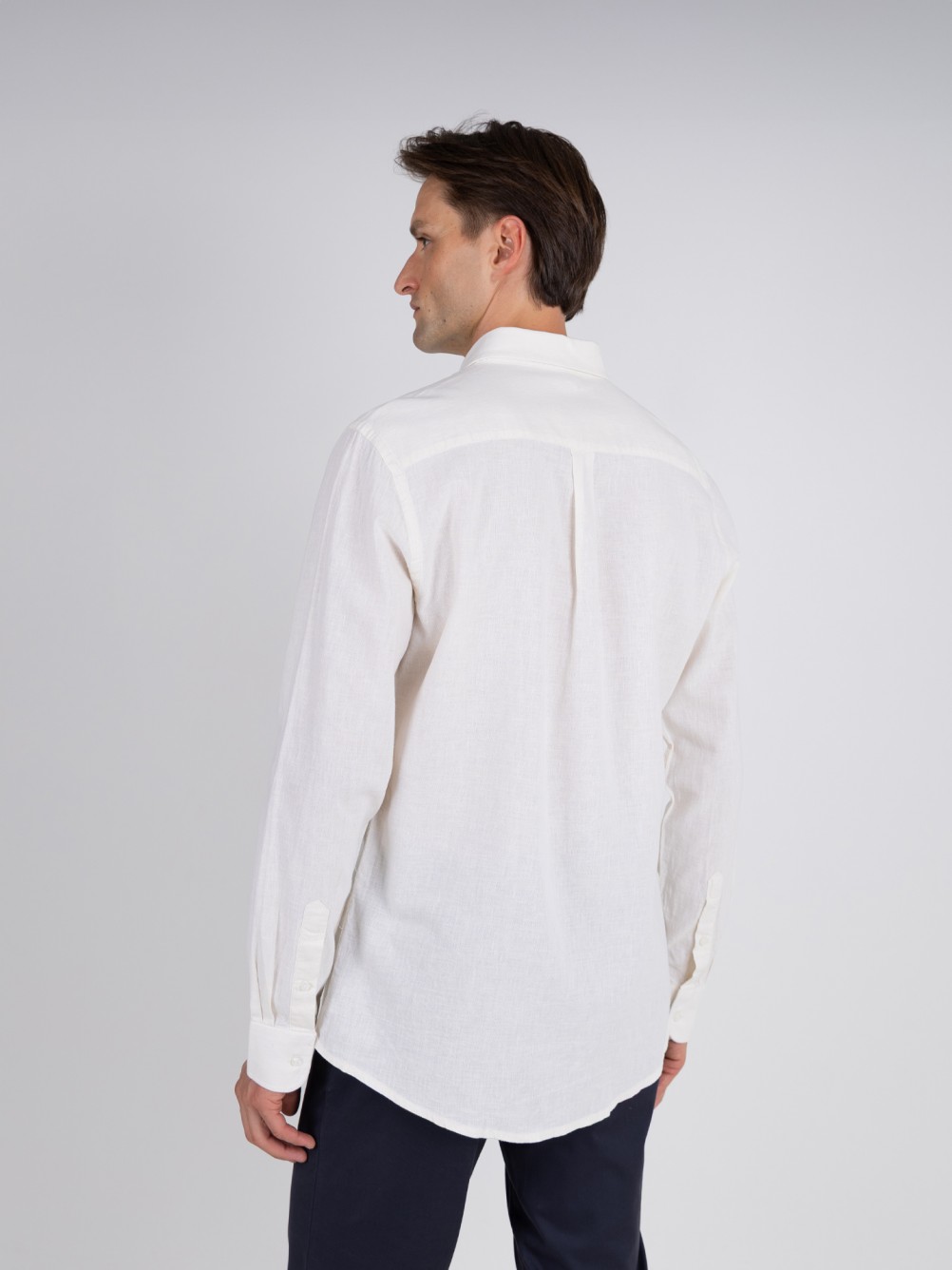 Camisa lisa de linho e algod�o