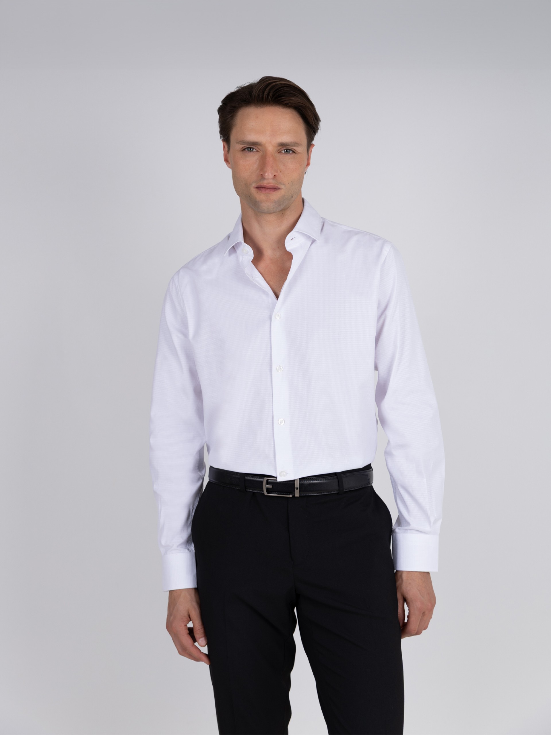 Regular fit micro structured shirt