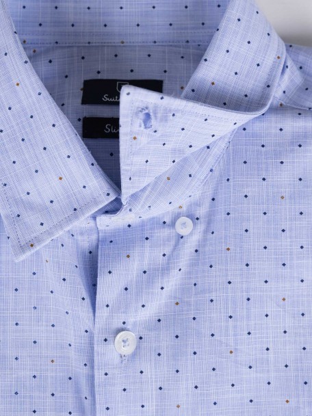 Camisa casual com padrão slim fit Camisa casual com padrão slim fit