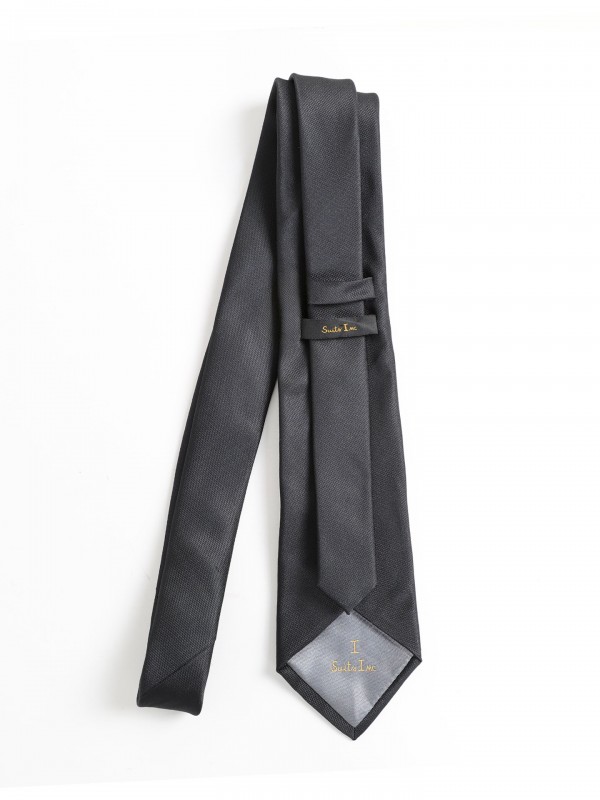 Tie and pocket square set Tie and pocket square set