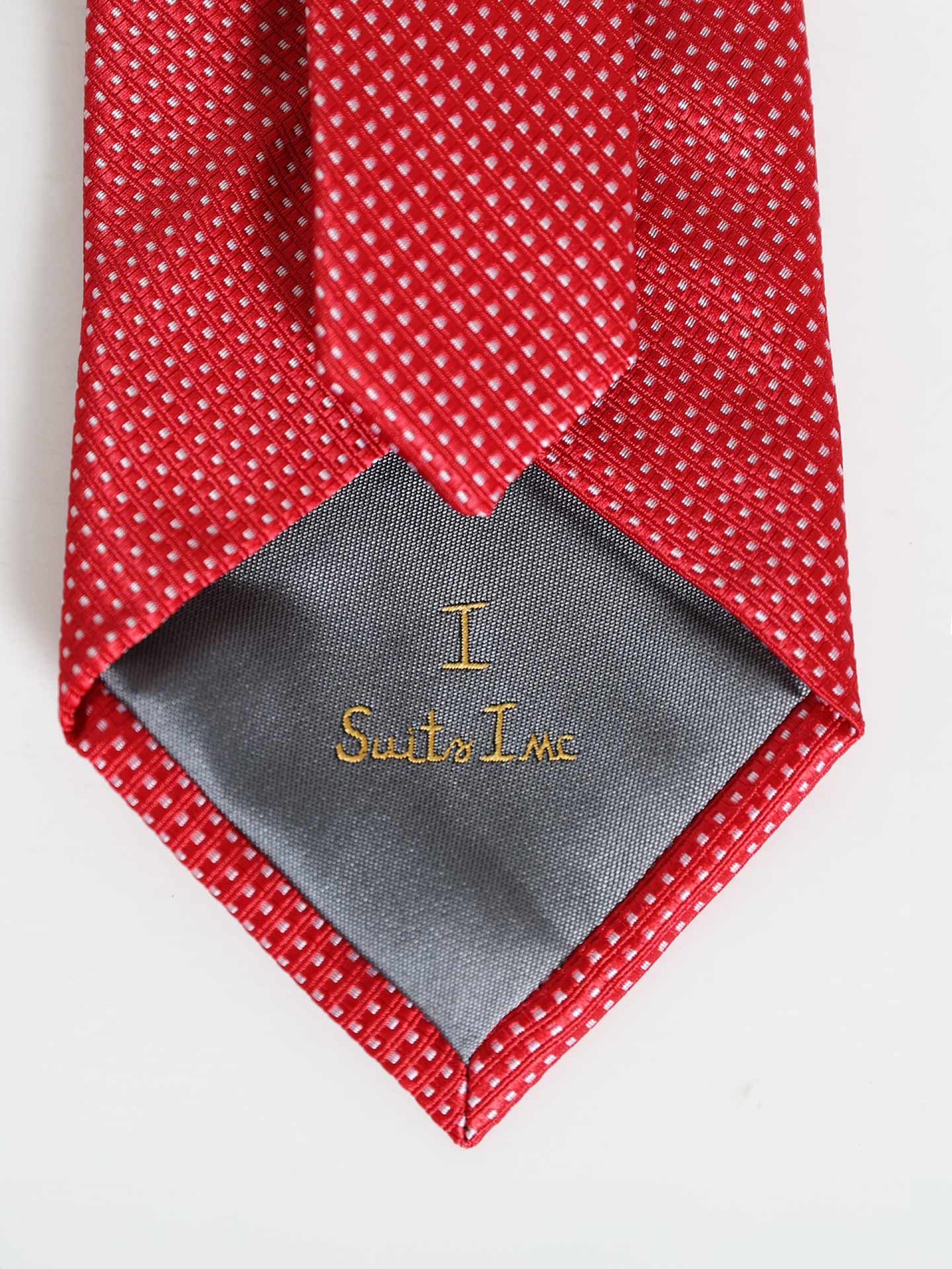 Tie and pocket square set
