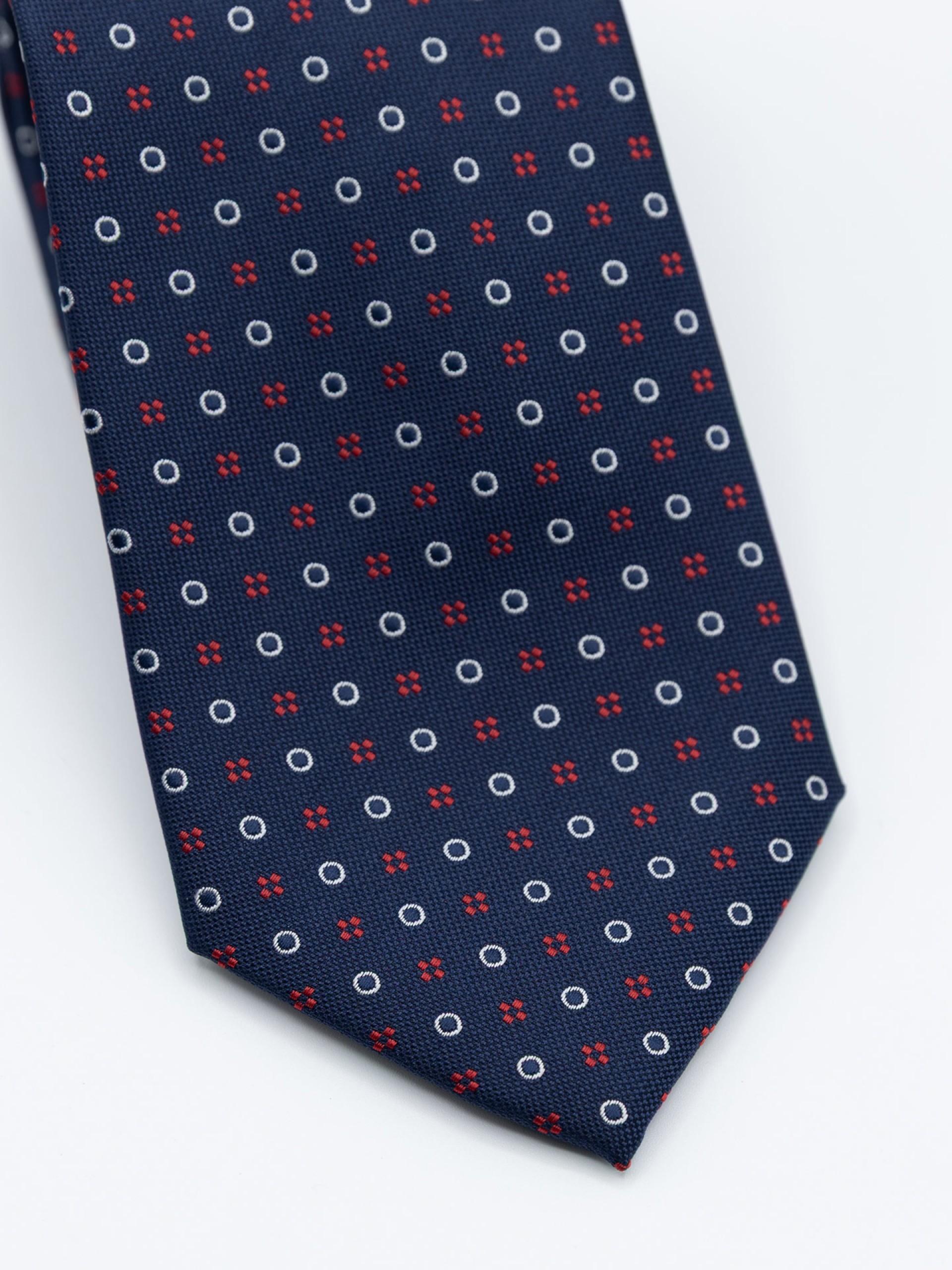 Corbata elegante de corte regular