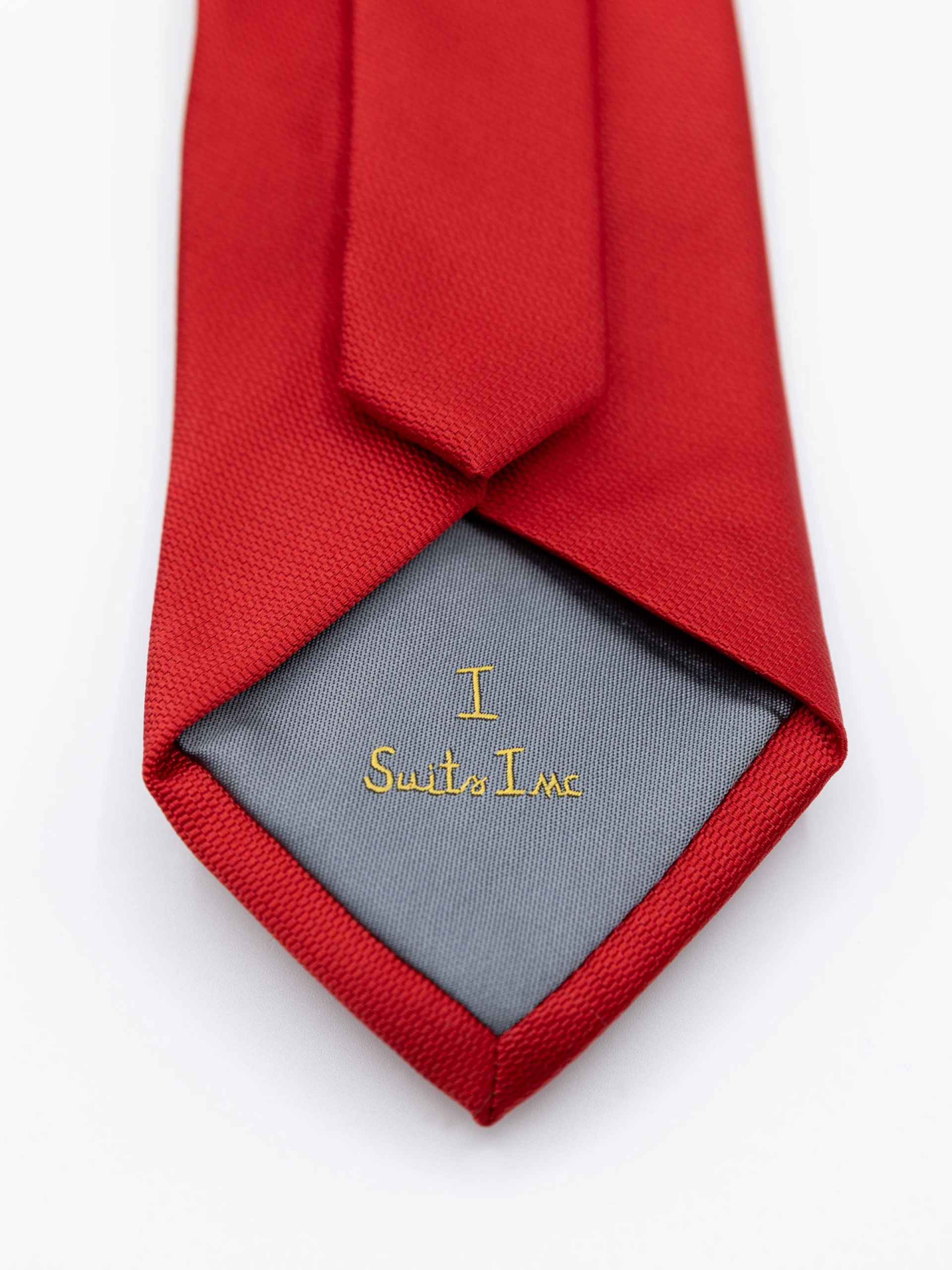 Tie and pocket square set