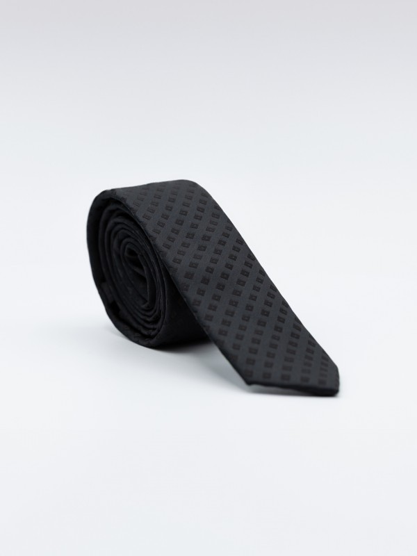 Elegant slim tie