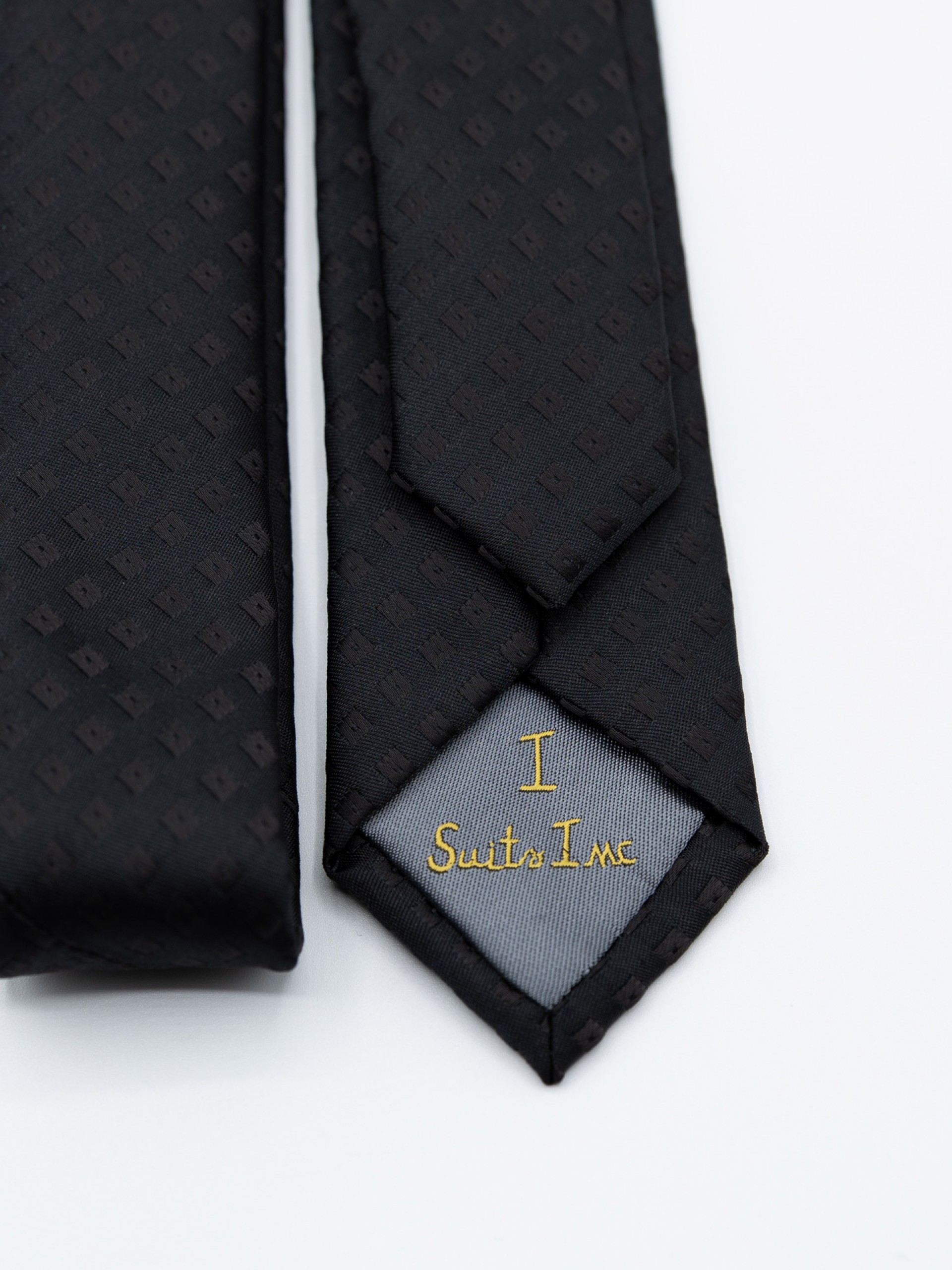 Elegant slim tie