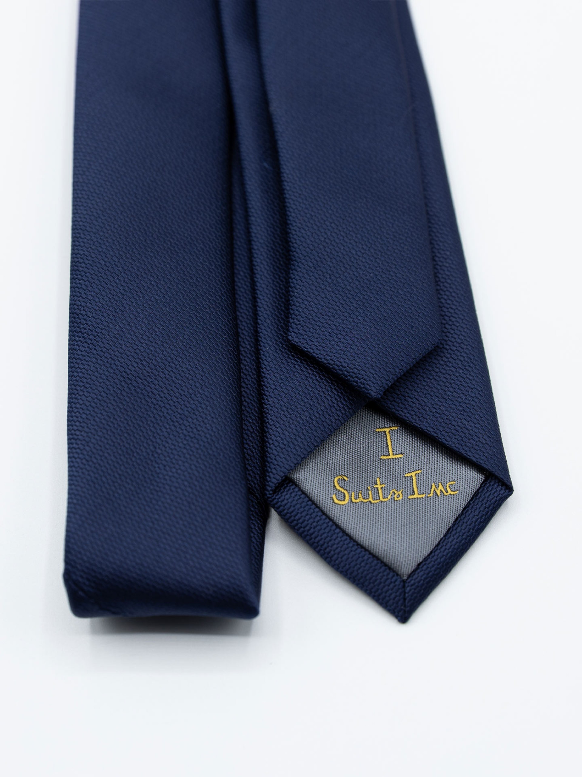 Elegant slim tie