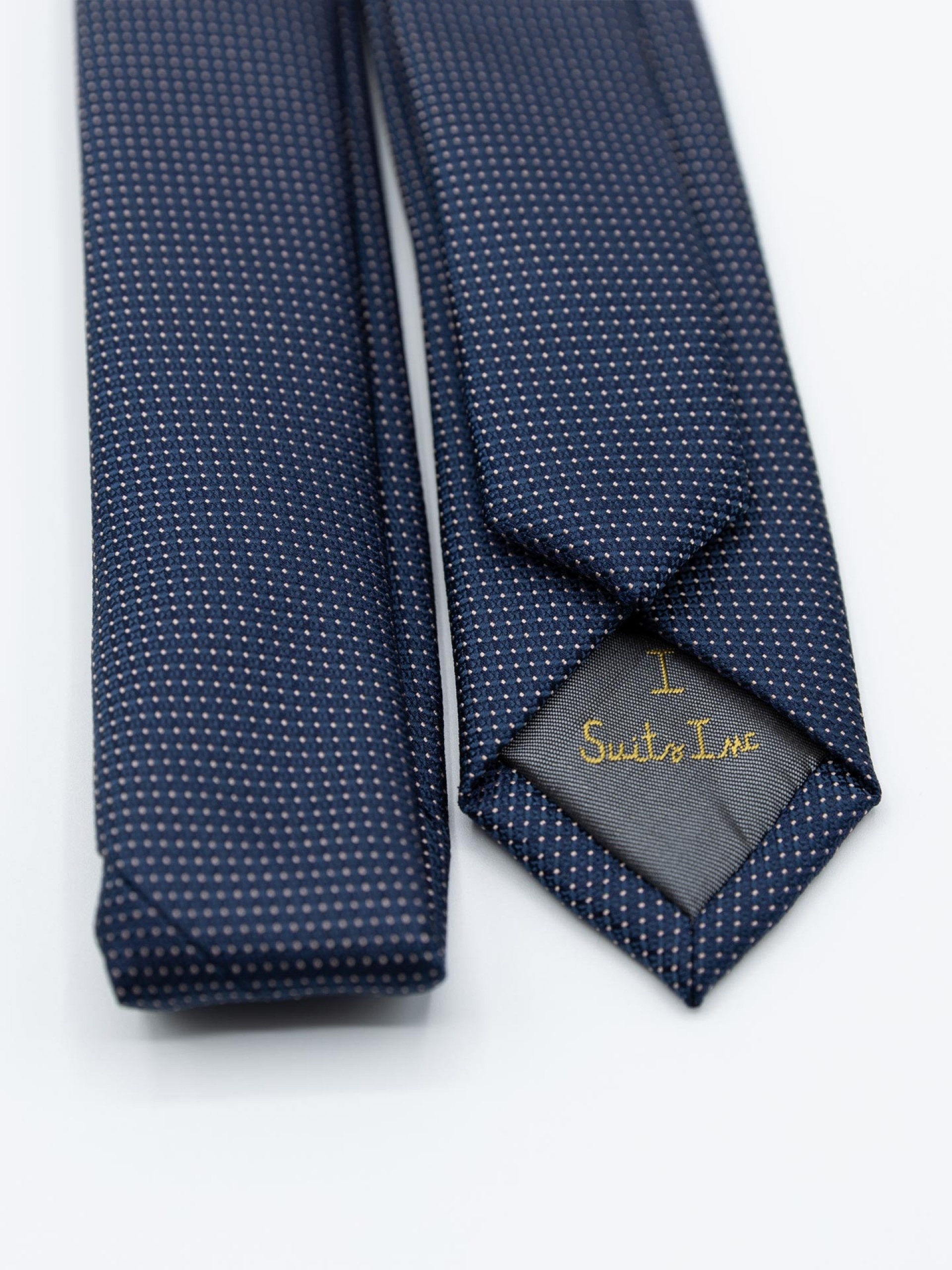 Elegant slim tie