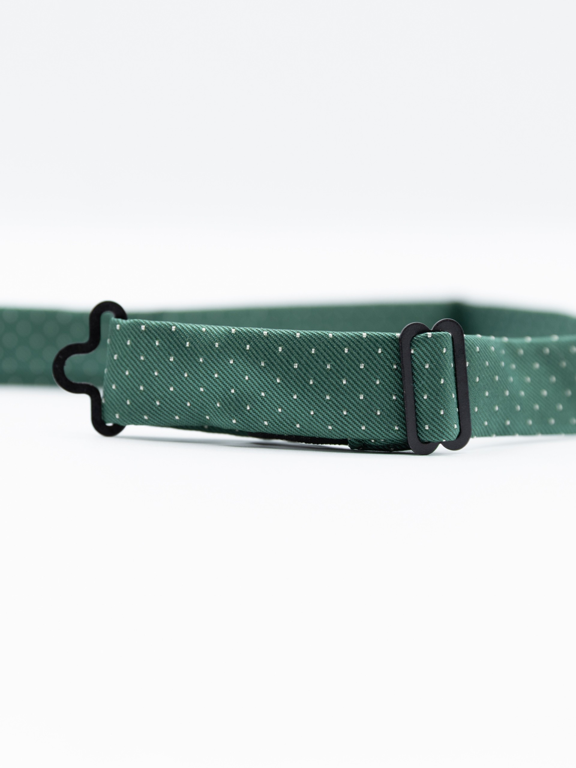 Bow tie with micro pattern