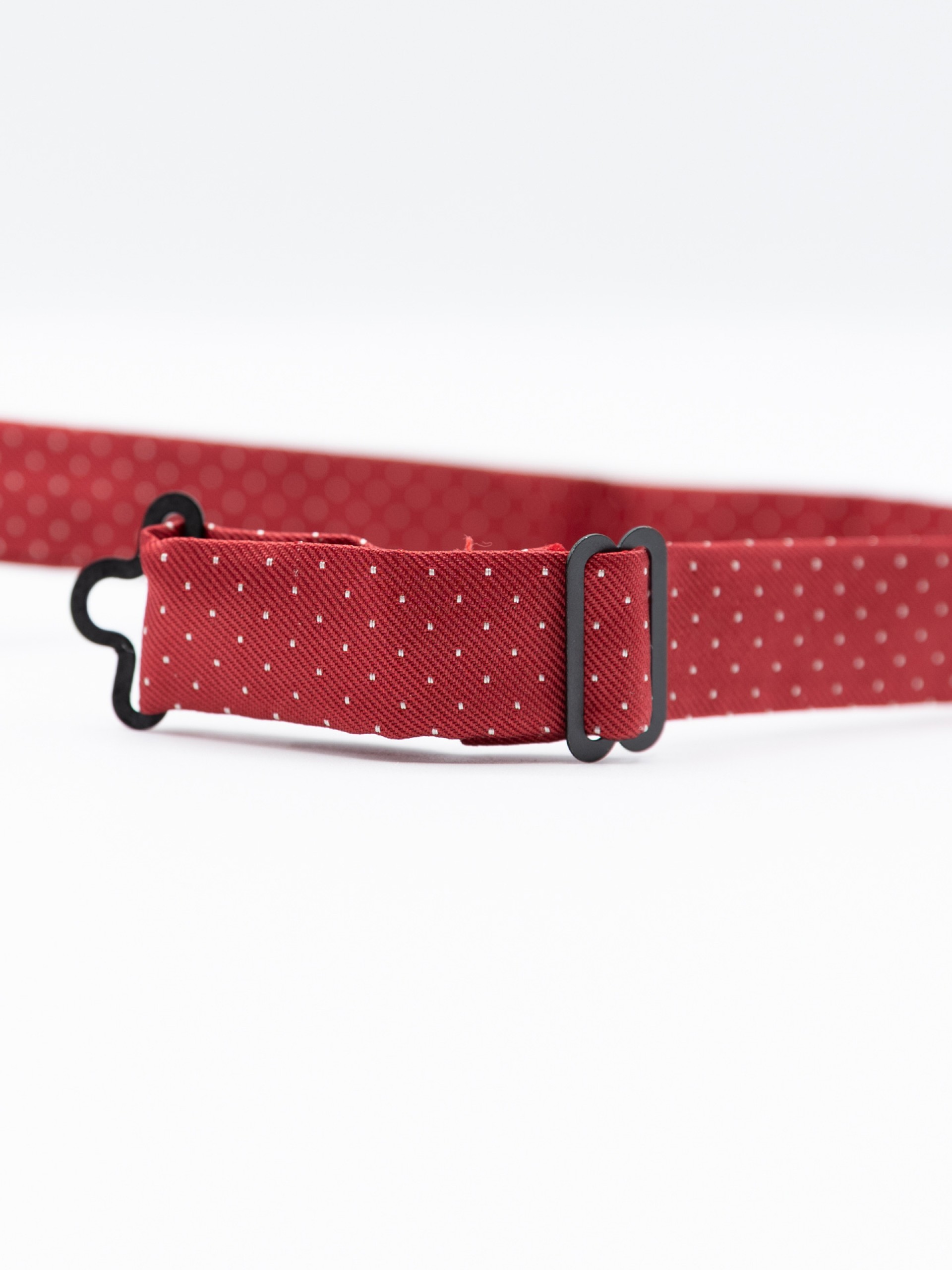 Tie with micro pattern